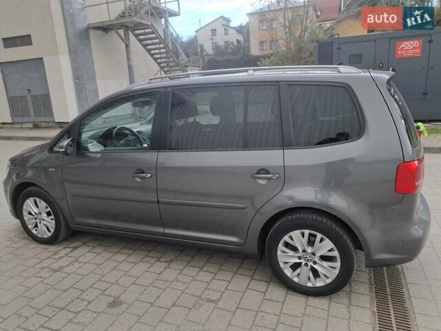 Серый Фольксваген Туран, объемом двигателя 1.6 л и пробегом 238 тыс. км за 14450 $, фото 23 на Automoto.ua