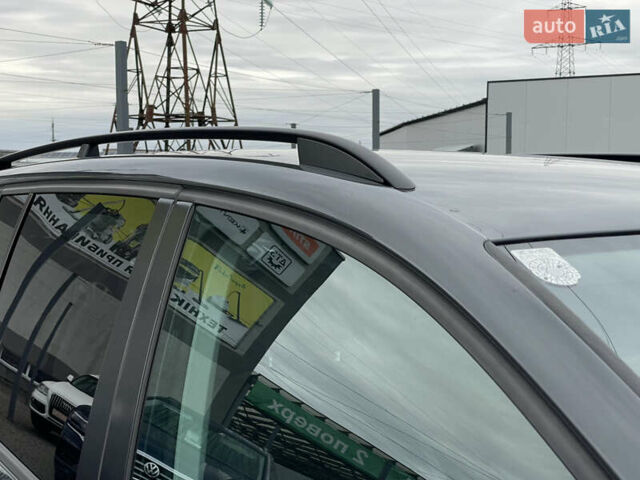 Серый Фольксваген Туран, объемом двигателя 1.6 л и пробегом 269 тыс. км за 10500 $, фото 14 на Automoto.ua