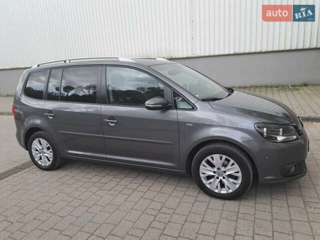 Серый Фольксваген Туран, объемом двигателя 1.6 л и пробегом 238 тыс. км за 14450 $, фото 22 на Automoto.ua