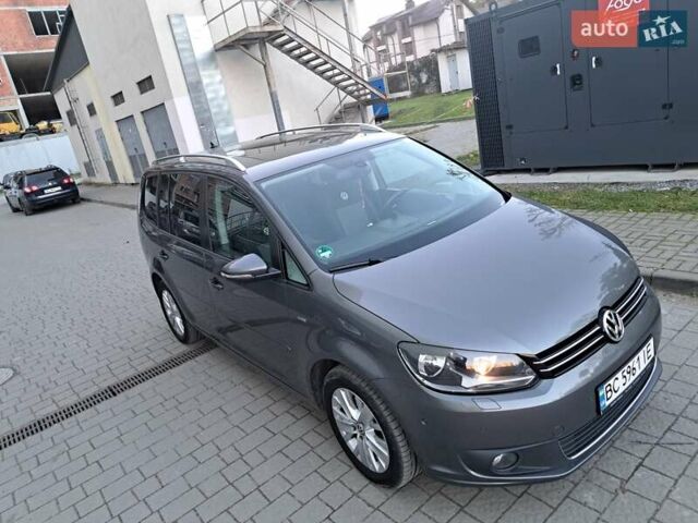 Серый Фольксваген Туран, объемом двигателя 1.6 л и пробегом 238 тыс. км за 14450 $, фото 15 на Automoto.ua