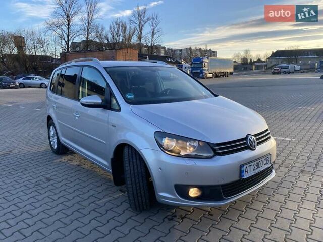 Серый Фольксваген Туран, объемом двигателя 1.6 л и пробегом 258 тыс. км за 10900 $, фото 4 на Automoto.ua
