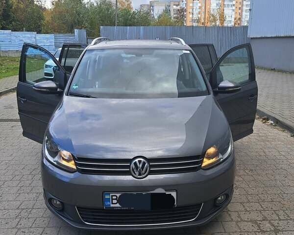 Серый Фольксваген Туран, объемом двигателя 1.6 л и пробегом 238 тыс. км за 14450 $, фото 21 на Automoto.ua