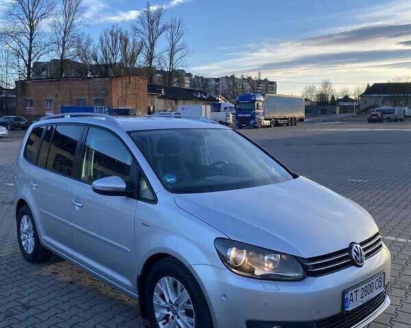 Серый Фольксваген Туран, объемом двигателя 1.6 л и пробегом 258 тыс. км за 10900 $, фото 5 на Automoto.ua