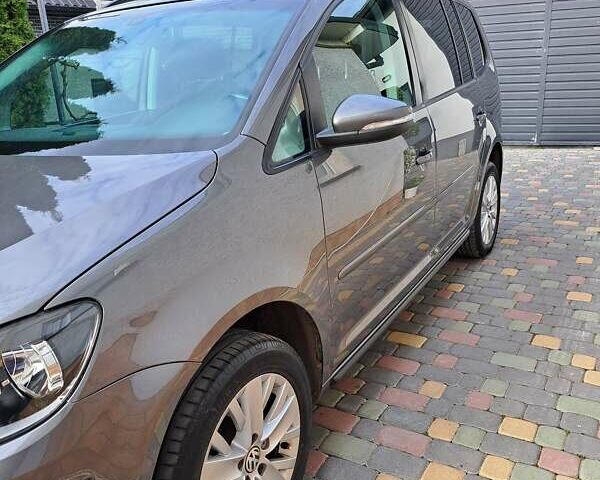 Сірий Фольксваген Туран, об'ємом двигуна 1.6 л та пробігом 244 тис. км за 11400 $, фото 6 на Automoto.ua