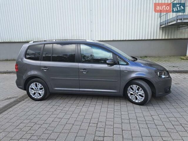 Серый Фольксваген Туран, объемом двигателя 1.6 л и пробегом 238 тыс. км за 14450 $, фото 42 на Automoto.ua