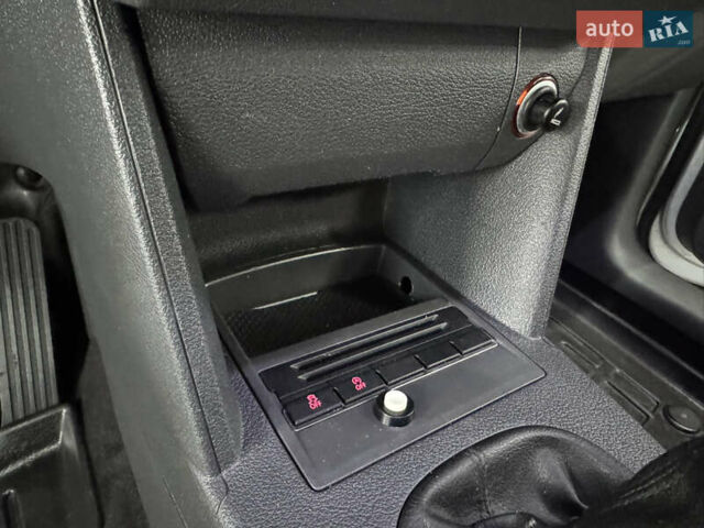 Серый Фольксваген Туран, объемом двигателя 0 л и пробегом 256 тыс. км за 11190 $, фото 36 на Automoto.ua