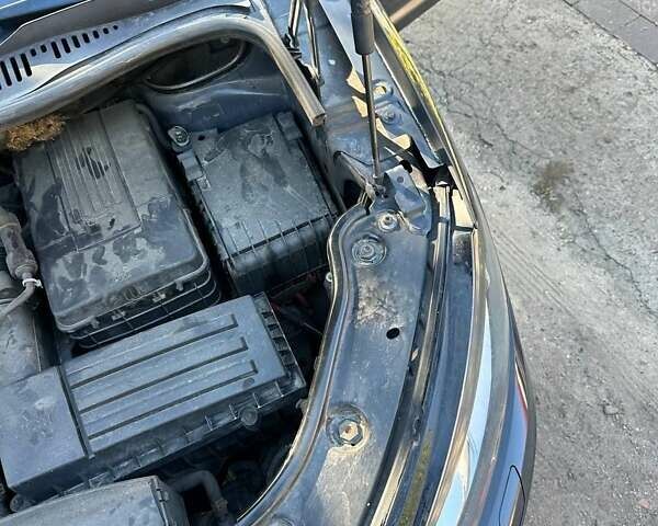 Серый Фольксваген Туран, объемом двигателя 1.6 л и пробегом 189 тыс. км за 11000 $, фото 25 на Automoto.ua