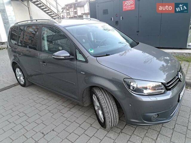 Серый Фольксваген Туран, объемом двигателя 1.6 л и пробегом 238 тыс. км за 14450 $, фото 8 на Automoto.ua