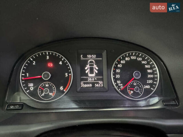 Серый Фольксваген Туран, объемом двигателя 0 л и пробегом 256 тыс. км за 11190 $, фото 28 на Automoto.ua