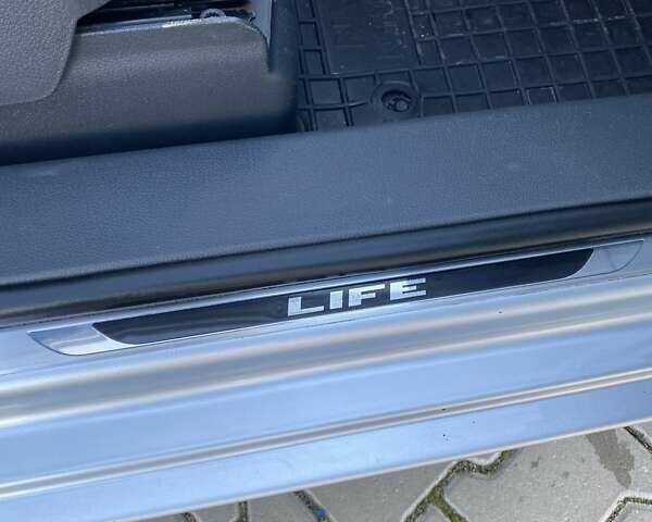 Серый Фольксваген Туран, объемом двигателя 1.6 л и пробегом 258 тыс. км за 10900 $, фото 28 на Automoto.ua