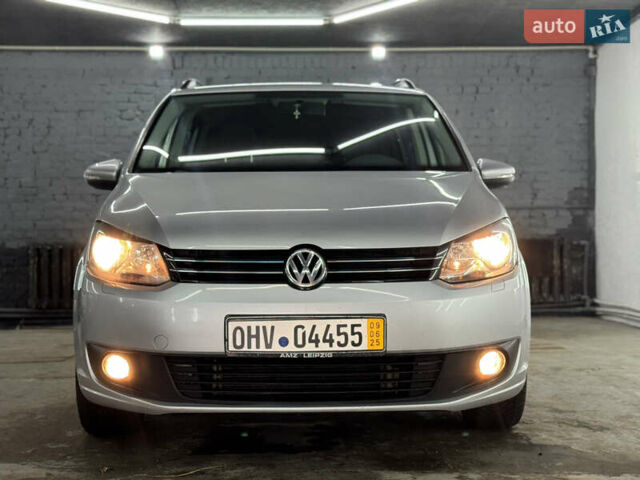 Серый Фольксваген Туран, объемом двигателя 0 л и пробегом 256 тыс. км за 11190 $, фото 5 на Automoto.ua