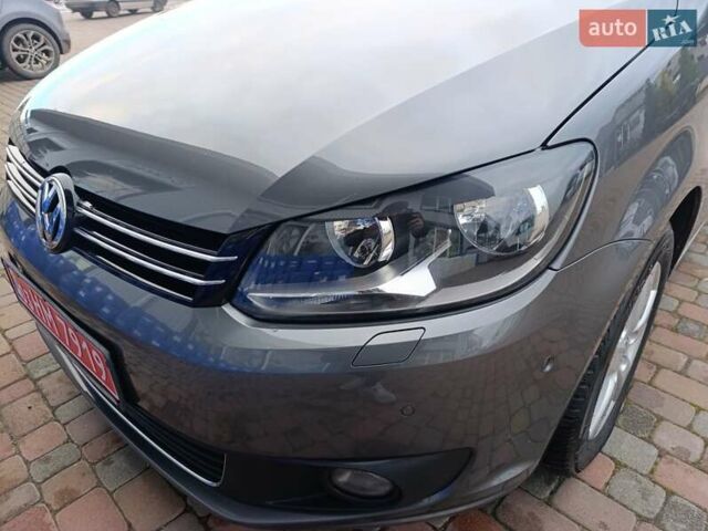 Сірий Фольксваген Туран, об'ємом двигуна 1.6 л та пробігом 228 тис. км за 11700 $, фото 45 на Automoto.ua