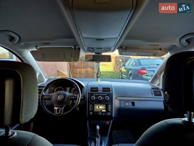 Сірий Фольксваген Туран, об'ємом двигуна 1.97 л та пробігом 268 тис. км за 13500 $, фото 32 на Automoto.ua