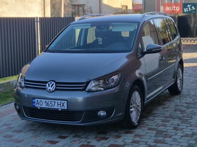 Сірий Фольксваген Туран, об'ємом двигуна 1.97 л та пробігом 268 тис. км за 13500 $, фото 13 на Automoto.ua