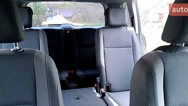 Серый Фольксваген Туран, объемом двигателя 1.6 л и пробегом 210 тыс. км за 13500 $, фото 10 на Automoto.ua