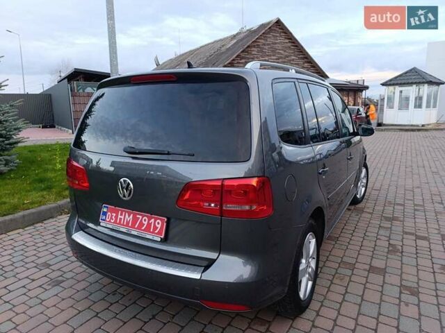 Сірий Фольксваген Туран, об'ємом двигуна 1.6 л та пробігом 228 тис. км за 11700 $, фото 68 на Automoto.ua
