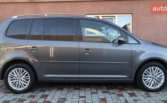 Сірий Фольксваген Туран, об'ємом двигуна 1.97 л та пробігом 268 тис. км за 13500 $, фото 22 на Automoto.ua