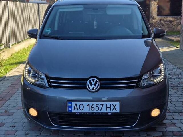 Сірий Фольксваген Туран, об'ємом двигуна 1.97 л та пробігом 268 тис. км за 13500 $, фото 25 на Automoto.ua