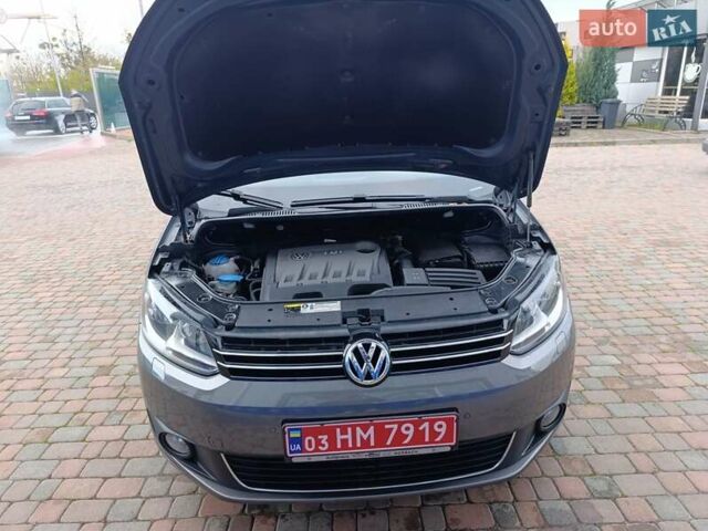 Сірий Фольксваген Туран, об'ємом двигуна 1.6 л та пробігом 228 тис. км за 11700 $, фото 111 на Automoto.ua