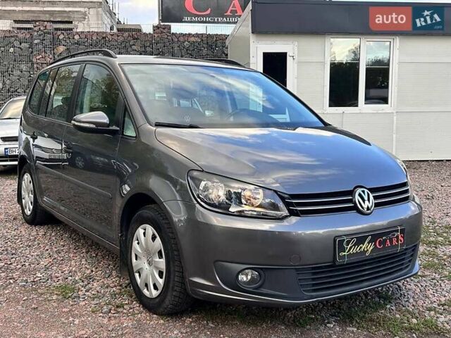 Серый Фольксваген Туран, объемом двигателя 1.6 л и пробегом 267 тыс. км за 11200 $, фото 3 на Automoto.ua