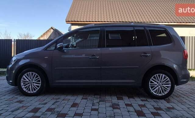 Сірий Фольксваген Туран, об'ємом двигуна 1.97 л та пробігом 268 тис. км за 13500 $, фото 12 на Automoto.ua