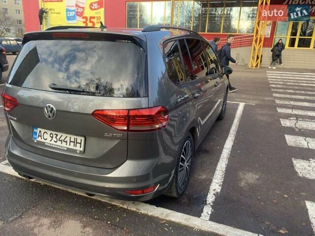 Серый Фольксваген Туран, объемом двигателя 1.97 л и пробегом 255 тыс. км за 15700 $, фото 8 на Automoto.ua