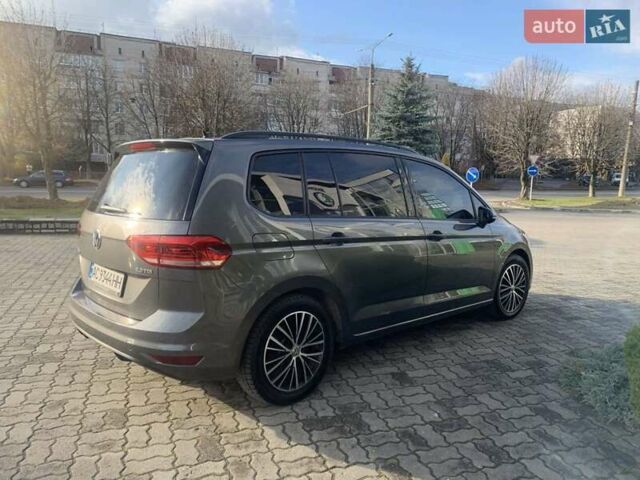 Серый Фольксваген Туран, объемом двигателя 1.97 л и пробегом 255 тыс. км за 15700 $, фото 9 на Automoto.ua