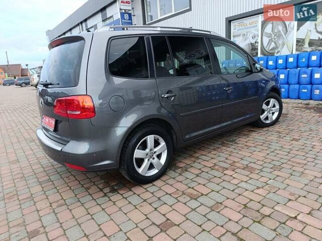 Сірий Фольксваген Туран, об'ємом двигуна 1.6 л та пробігом 228 тис. км за 11700 $, фото 58 на Automoto.ua