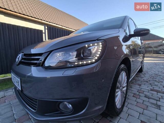 Сірий Фольксваген Туран, об'ємом двигуна 1.97 л та пробігом 268 тис. км за 13500 $, фото 4 на Automoto.ua