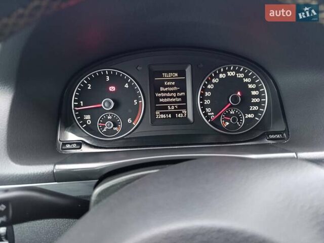 Сірий Фольксваген Туран, об'ємом двигуна 1.6 л та пробігом 228 тис. км за 11700 $, фото 75 на Automoto.ua