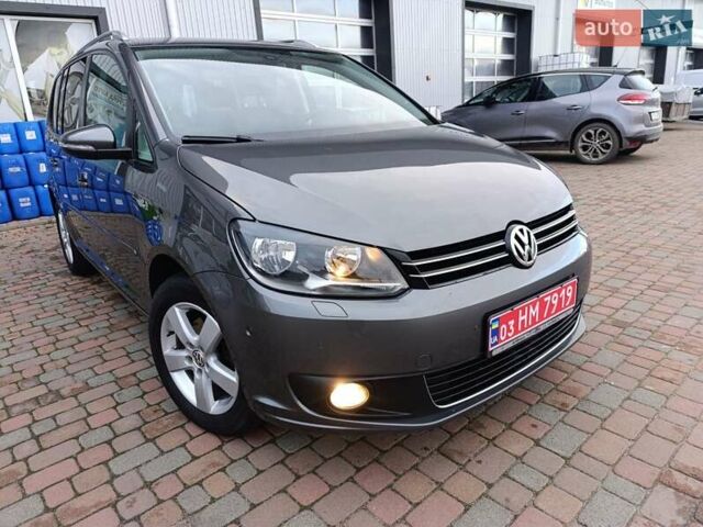 Сірий Фольксваген Туран, об'ємом двигуна 1.6 л та пробігом 228 тис. км за 11700 $, фото 36 на Automoto.ua