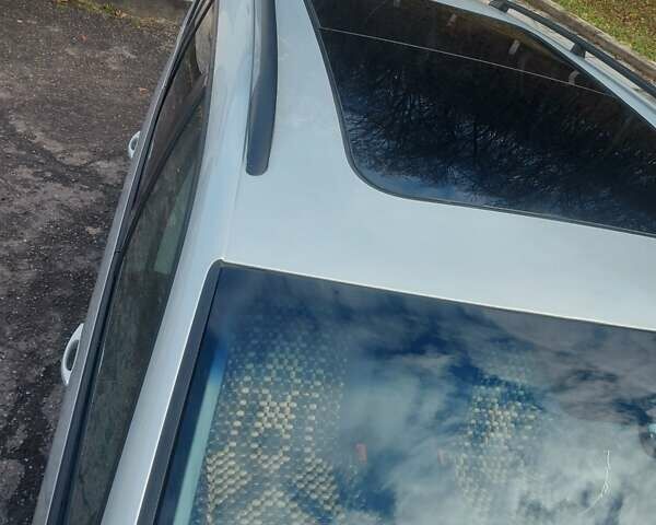 Сірий Фольксваген Туран, об'ємом двигуна 1.6 л та пробігом 310 тис. км за 11700 $, фото 5 на Automoto.ua