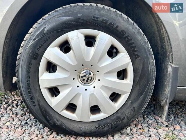 Серый Фольксваген Туран, объемом двигателя 1.6 л и пробегом 267 тыс. км за 11200 $, фото 34 на Automoto.ua