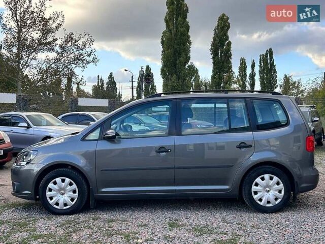 Серый Фольксваген Туран, объемом двигателя 1.6 л и пробегом 267 тыс. км за 11200 $, фото 7 на Automoto.ua