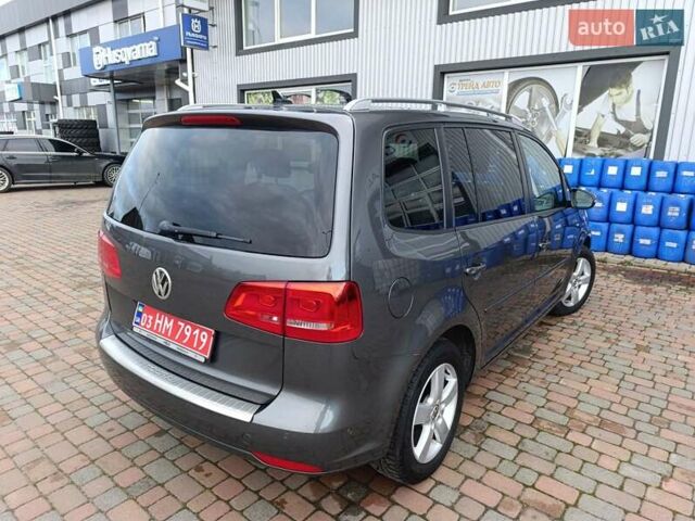 Сірий Фольксваген Туран, об'ємом двигуна 1.6 л та пробігом 228 тис. км за 11700 $, фото 57 на Automoto.ua