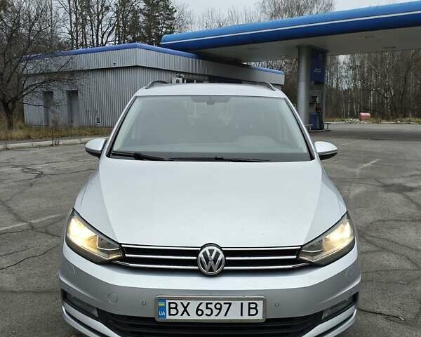 Серый Фольксваген Туран, объемом двигателя 1.6 л и пробегом 302 тыс. км за 13550 $, фото 17 на Automoto.ua