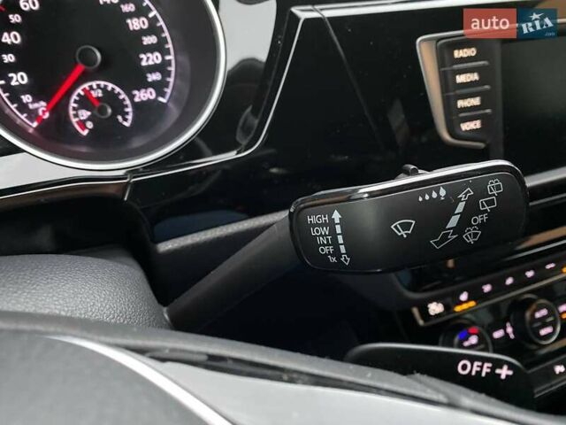 Серый Фольксваген Туран, объемом двигателя 1.97 л и пробегом 198 тыс. км за 20300 $, фото 54 на Automoto.ua