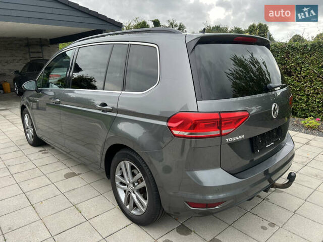 Серый Фольксваген Туран, объемом двигателя 1.6 л и пробегом 275 тыс. км за 14300 $, фото 6 на Automoto.ua