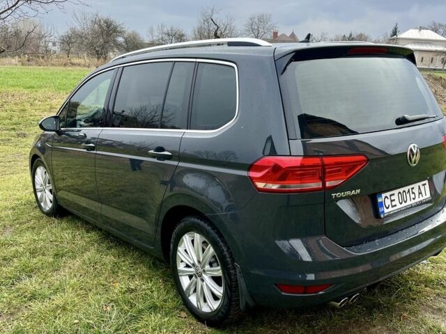 Сірий Фольксваген Туран, об'ємом двигуна 2 л та пробігом 279 тис. км за 18300 $, фото 3 на Automoto.ua