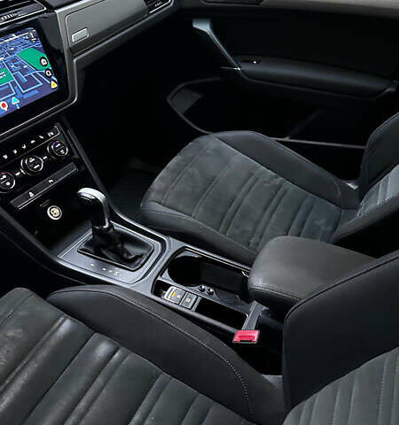 Сірий Фольксваген Туран, об'ємом двигуна 1.97 л та пробігом 317 тис. км за 15200 $, фото 9 на Automoto.ua