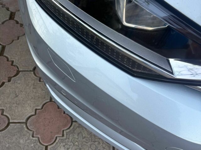 Серый Фольксваген Туран, объемом двигателя 3 л и пробегом 190 тыс. км за 16800 $, фото 1 на Automoto.ua