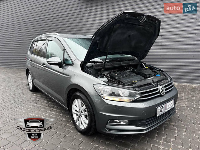 Серый Фольксваген Туран, объемом двигателя 1.6 л и пробегом 246 тыс. км за 14700 $, фото 8 на Automoto.ua