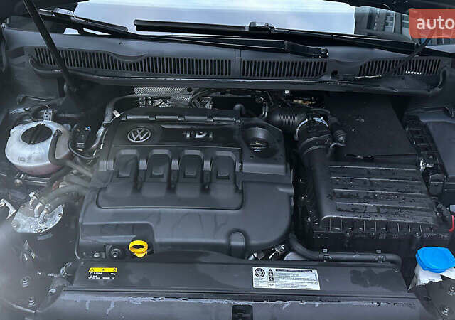 Сірий Фольксваген Туран, об'ємом двигуна 1.97 л та пробігом 317 тис. км за 15200 $, фото 7 на Automoto.ua