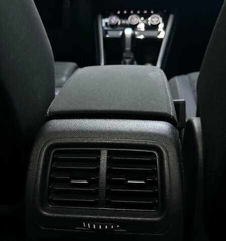 Сірий Фольксваген Туран, об'ємом двигуна 1.97 л та пробігом 317 тис. км за 15200 $, фото 15 на Automoto.ua