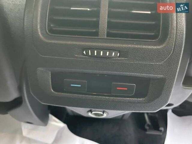 Серый Фольксваген Туран, объемом двигателя 1.97 л и пробегом 280 тыс. км за 14400 $, фото 48 на Automoto.ua