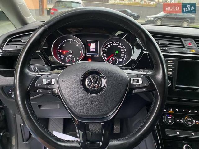Серый Фольксваген Туран, объемом двигателя 1.97 л и пробегом 198 тыс. км за 20300 $, фото 58 на Automoto.ua