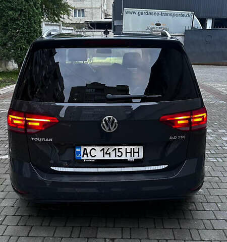 Сірий Фольксваген Туран, об'ємом двигуна 1.97 л та пробігом 317 тис. км за 15200 $, фото 4 на Automoto.ua