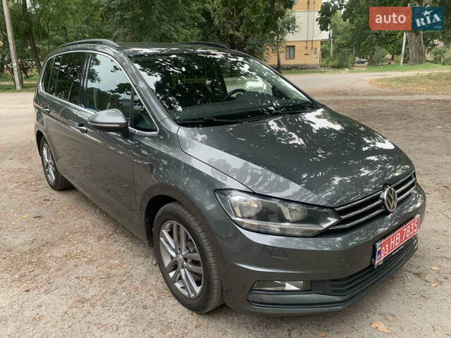 Серый Фольксваген Туран, объемом двигателя 1.6 л и пробегом 275 тыс. км за 14300 $, фото 12 на Automoto.ua