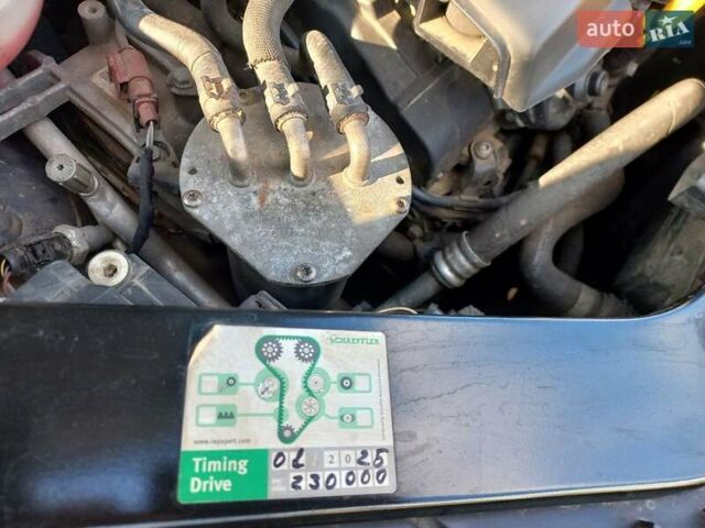 Серый Фольксваген Туран, объемом двигателя 1.6 л и пробегом 240 тыс. км за 14950 $, фото 28 на Automoto.ua