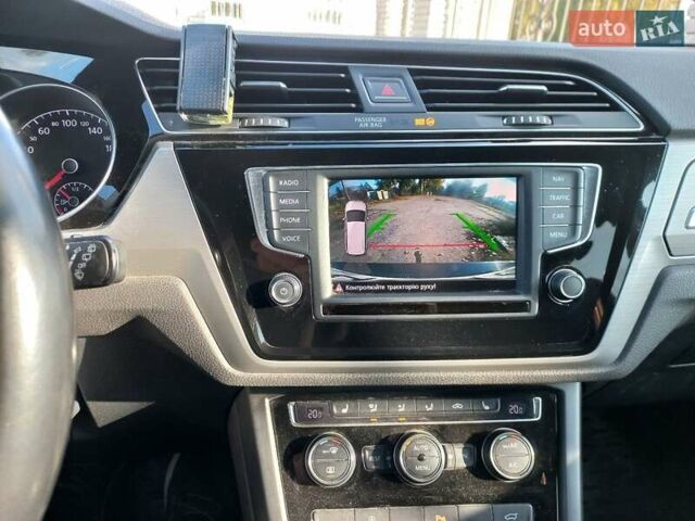 Серый Фольксваген Туран, объемом двигателя 1.6 л и пробегом 240 тыс. км за 14950 $, фото 14 на Automoto.ua